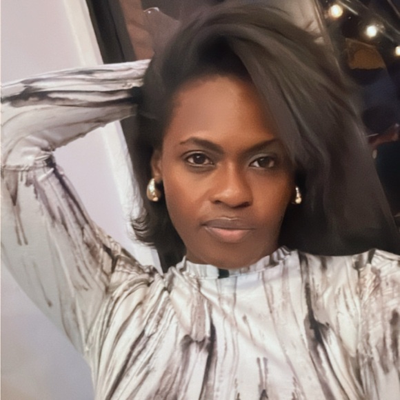 Meet your Posher, Shamara - Picture 3 of 6